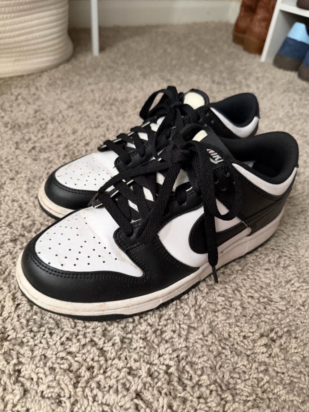 Nike Panda Dunks